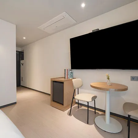 Brown Dot Hotel Yeoksam